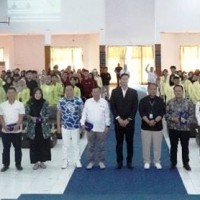 Direktur Bangk Kuningan berfoto bersdama usai kegiatan TOT.